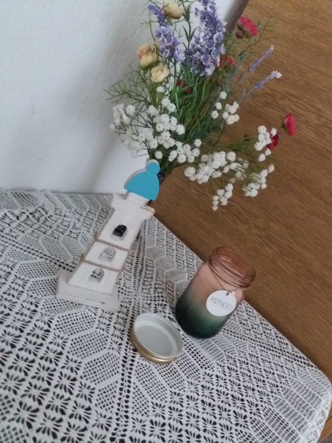Apartman Nona Povljana Esterno foto